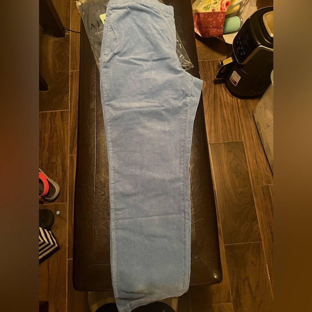 Women’s AppleSeeds brand NWT corduroy